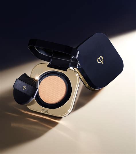 Clé De Peau Beauté Neutral Radiant Cushion Foundation Harrods Uk