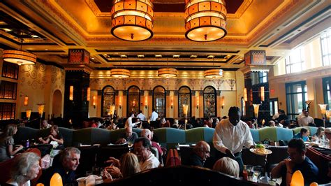 Restaurant Closing Grand Lux Café To Shut Its Boca Raton Location