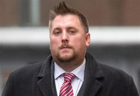 police officer jailed after contacting sex workers while on duty london daily