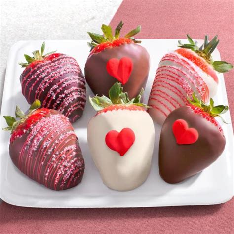 6 Heartfelt Valentine Chocolate Covered Strawberries Acd1037 A T