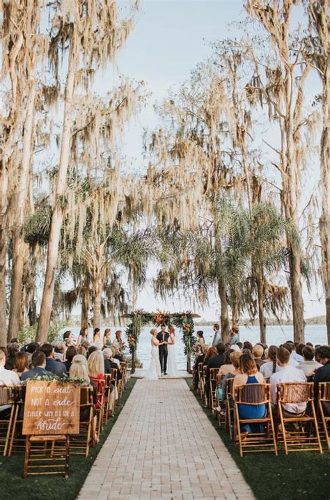 29 Outdoor Wedding Venues With Breathtaking Views Outdoor Wedding