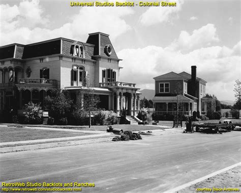 Universal City An Image Gallery Colonial And New England Streets