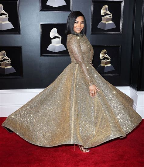 2018 Grammys Fashion — The Best Dressed Celebs On The Red Carpet