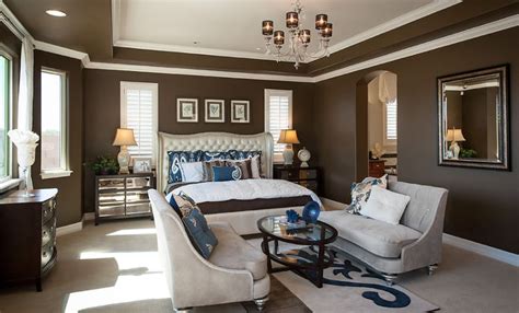 Get ready to step outside of your comfort zone with these brilliant bedroom decorating ideas that'll help you pull off your makeover once and for all. 10 Paint Color Options Suitable For The Master Bedroom
