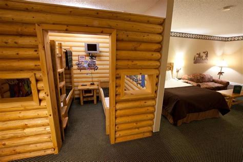 Great Wolf Lodge - Niagara Falls in Niagara Falls (ON) - Room Deals