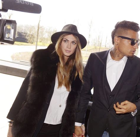 Instead boateng returned to north. Gerüchte bestätigt : Schalkes Boateng twittert - „Wir sind ...