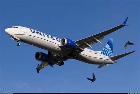 N37522 United Airlines Boeing 737 9 Max Photo By Marc Charon Id