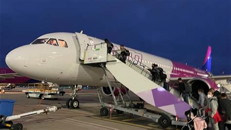 Trip Report Wizz Air Uk A321neo London Luton Suceava Economy