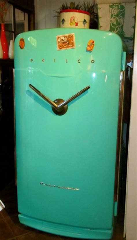 7 Brands That Make Colorful Retro Style Refrigerators Vintage