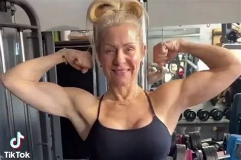 Super Fit Gran Wows Fans By Flashing Abs And Flexing Arms In Gym Vid Daily Star
