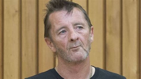 Phil Rudd Acdc Drummer Clowns Around During New Zealand Court Date Cbc News