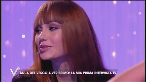 Ragazzi ho visto alcuni screenshot di adua mentre parla con massimiliano morra, con le piante in bella vista, sapete se per caso si può trovare il video? Adua Del Vesco - Verissimo Video | Mediaset Play