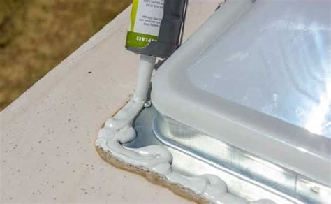 The Best Rv Roof Sealants For 2020 Reviews By Smartrving