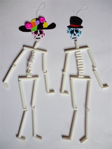 She's accomplished a great deal in her life, but it wasn't always easy. diy calaveritas de popotes / diy straws skulls | popotes ...