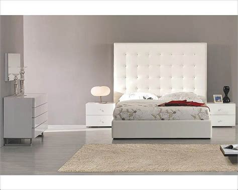 Modern Upholstered White Bedroom Set Made In Italy 44b4611w