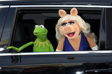 Kermit The Frog Miss Piggy Stock Editorial Photo © Jeannelson 60804959