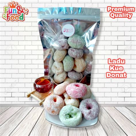 Jual Aneka Snack Jadul Kue Ciput Kue Kacang Tambang Ulat Sagu Ampyang