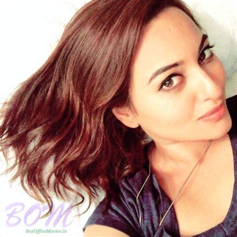 Sonakshi Sinha Sunday Selfie Photo Picture Pic ©