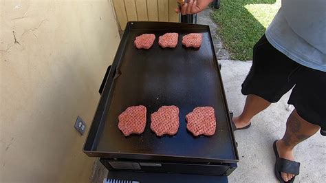 Prepping The Blackstone Griddle And First Time Use Youtube