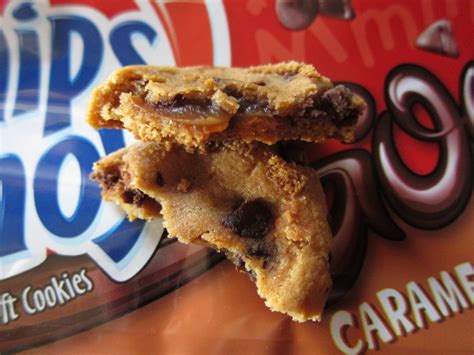 Review Nabisco Chewy Chips Ahoy Gooey Caramel Cookies