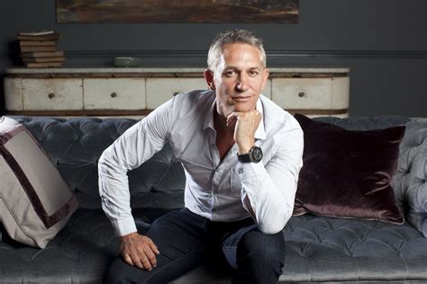 Wayne, 58, is the younger brother to football legend gary lineker. Wayne Rooney a great choice for England captain - Gary ...