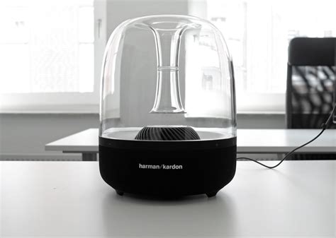 The unit will appear as hk aura bt in the list of bluetooth available devices. Test Harman Kardon Aura - AirPlay-Lautsprecher