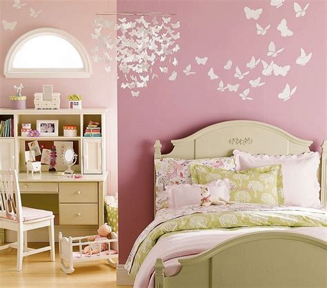 Today's girls bedrooms are as varied as each girl's personality with styles, colors and motifs in an endless range of possibilities. Little Girl Bedroom Decorating Ideas - Decor Ideas
