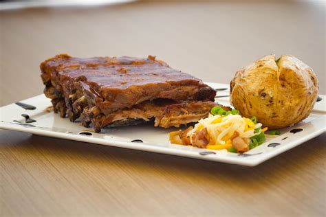 Se você ainda não comeu qualquer outro tipo de carne com esse molho maravilhoso, você não sabe o que está perdendo. Receita de Costelinha com molho barbecue (outback) - Tudo ...