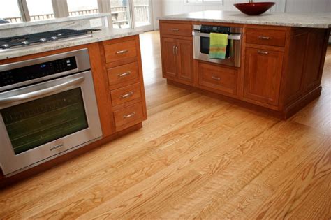 Red Oak Wide Plank Flooring Curly Select