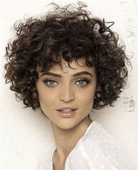 Short Hair Styles Curly Hair 2019 25 Short Curly Hairstyles Ideas 25 Short Curls Celebrity