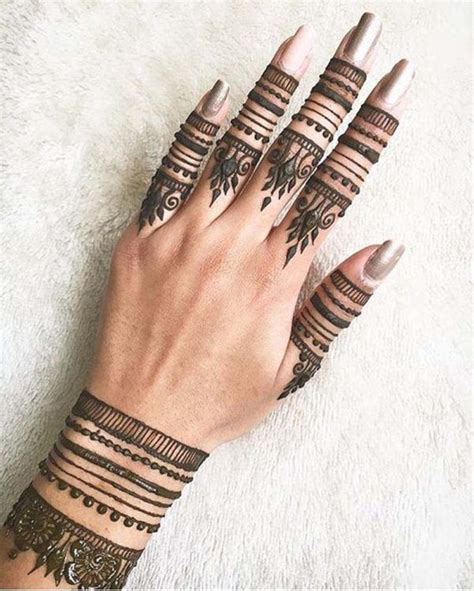 Ten Gorgeous Wedding Day Henna Designs Weddingbells Henna Henna