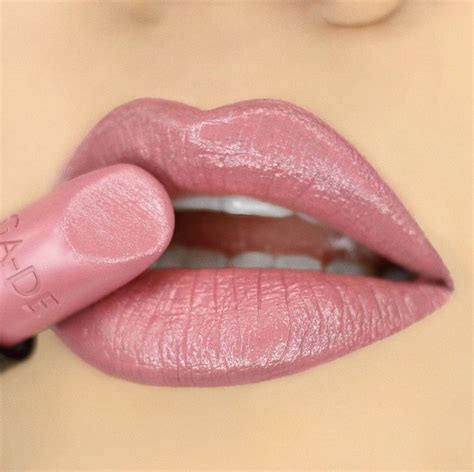 A Creamy Radiant Full Color Effects Lipstick Rose Lipstick Satin Lipstick Lipstick Colors