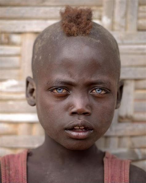 Europeans Had Dark Skin Blue Eyes 7 000 Years Ago According To Science