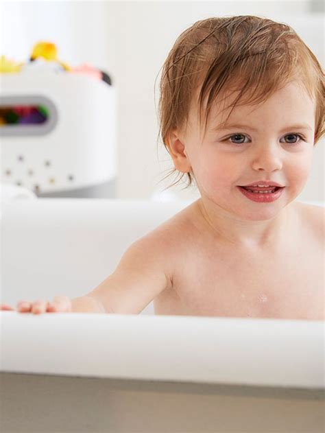 However, make sure to use a clean sink. Oatmeal Bath for Baby - Homemade Oatmeal Bath for Eczema ...