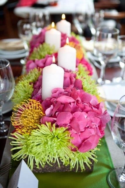 47 Bright Floral Centerpieces For Spring Weddings