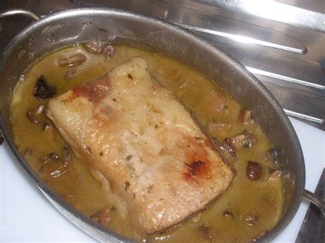 Le fette di lonza di maiale con funghi champignon è una ricetta ricca di sapori perfetta per ogni 2. L'arrosto di lonza da fare al forno con funghi, arrosto di ...