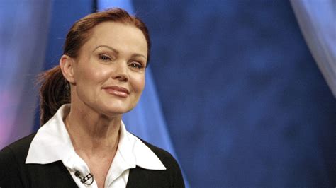 Belinda Carlisle 64 Astounds Fans With Appearance In Head Turning Photos You Don T Want To
