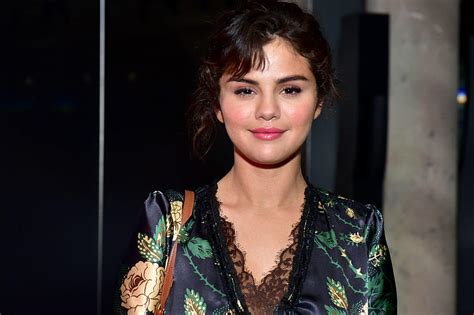 Selena Gomez Fans Slam Designer Who Called Her So Ugly