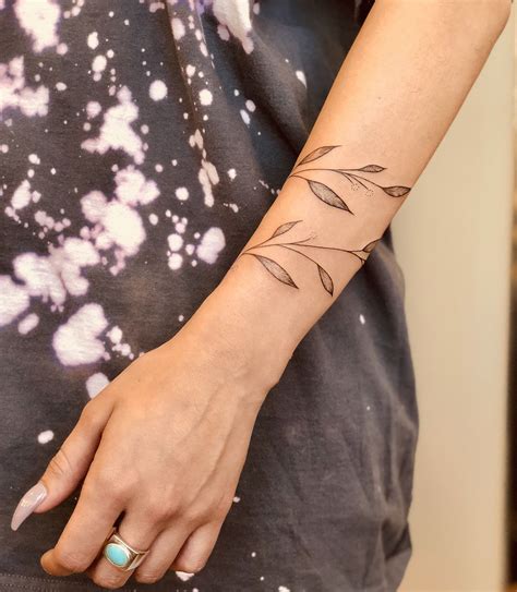 If You Want A Tattoo To Commemorate What You Love About Fall These