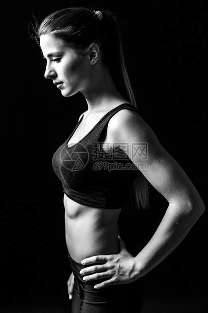 有魅力的健身女受过训练的女身高清图片下载 正版图片 摄图网
