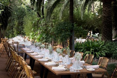 The cheapest way to get from alicante to el alamillo costs only 15€, and the quickest way takes just 1½ hours. Finca El Alamillo - Alameda | Catering y Eventos