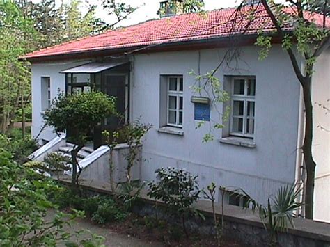 Kandilli rasathanesi müdürü haluk özener canlı yayında i̇stanbul depremiyle ilgili açıklama yaparken deprem oldu. Boğaziçi Üniversitesi - Kandilli Rasathanesi ve Deprem ...
