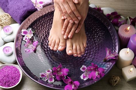 8 Pedicure Tips To Help Pamper Your Feet At Home Artofit