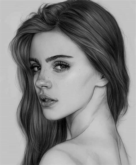 Рисунок женщины простым карандашом фото