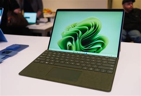 Microsoft Surface Pro 9 Hands On Can Intel And Arm Models Live In Harmony
