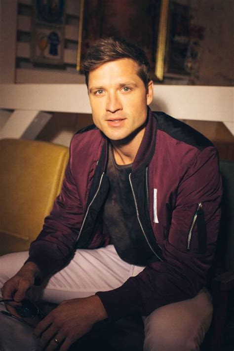 Walker Hayes Answers 10 Questions