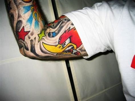 See more ideas about tattoo outline, woodpecker, outline. i actually know someone with this tattoo and i have to say ...