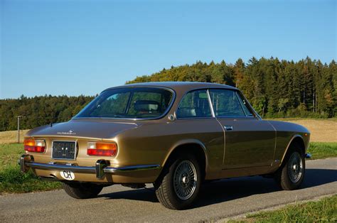 Alfa Romeo 2000 GTV Bertone (1972) - Oldtimer kaufen | Zwischengas