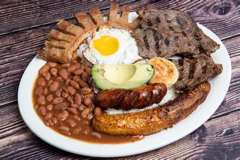 Bandeja Paisa Digging Into Colombias National Dish Colombian Food Food Traditional