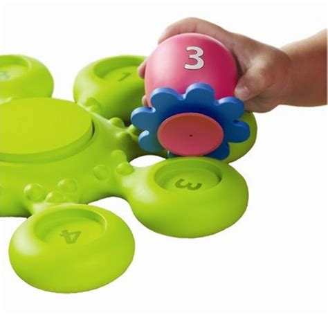 Besonders gut eignet sich hier badewannenspielzeug mit saugknopf. TOMY Wasserspiel für Kinder "Okto Plantschis" Mehrfarbig ...